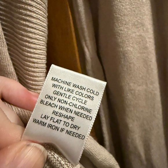 Lety & Me women’s large sweater - Picture 5 of 6